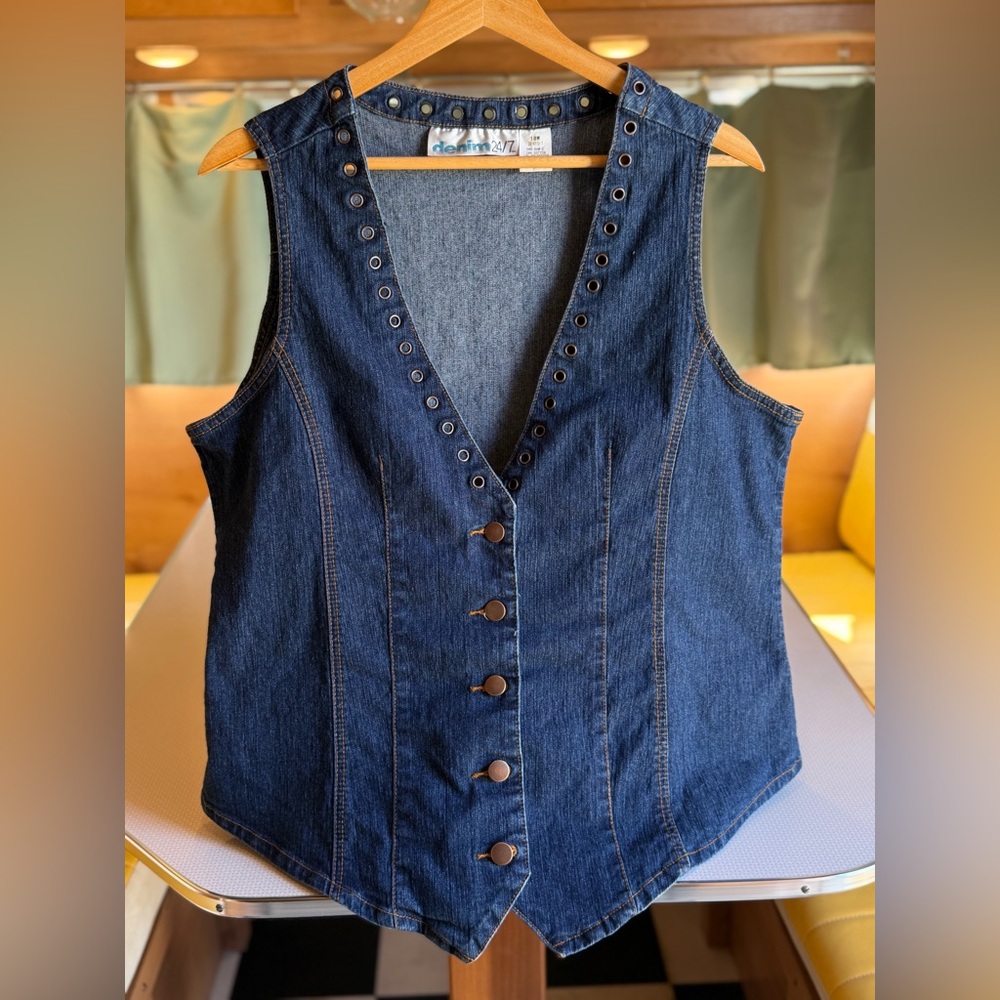 Denim Eyelet Button Vest - Deep Blue